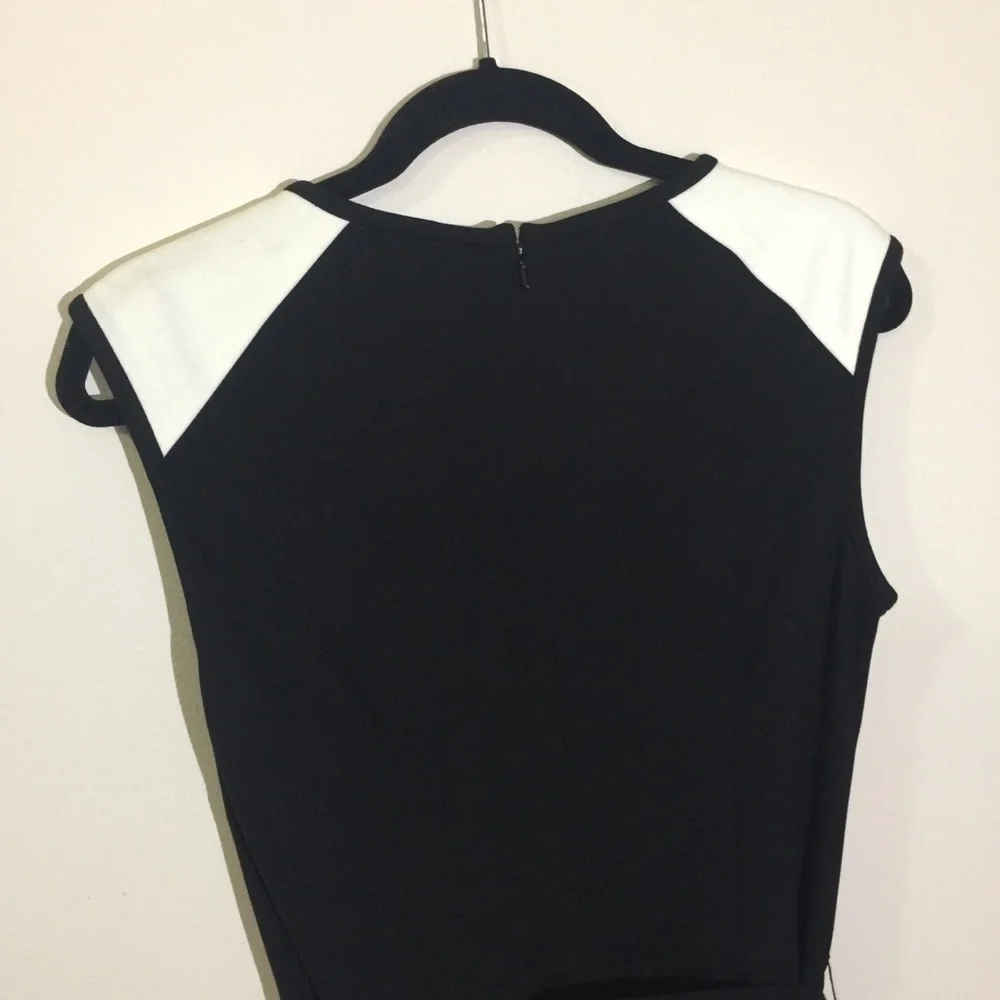 Cache  Dress - Picture 7 of 7